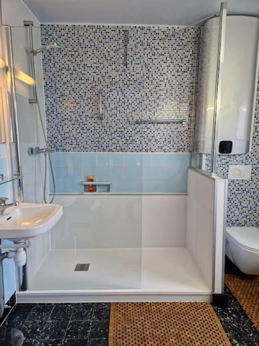 Adagio 3 Guest house *